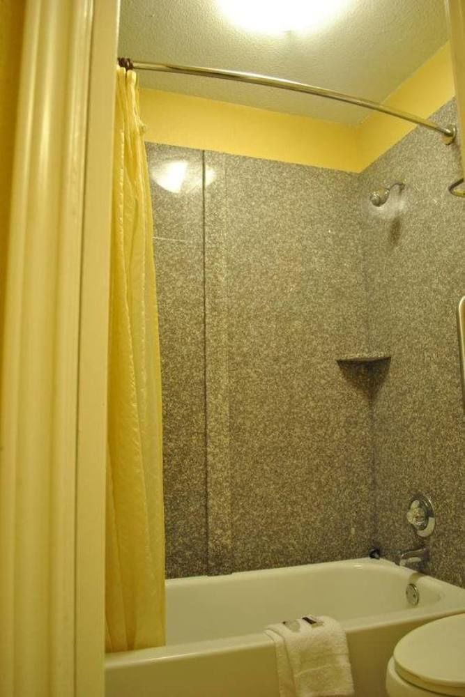 Executive Inn 브룩셔 외부 사진